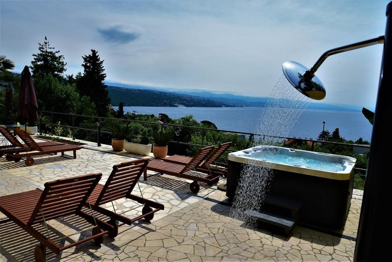 Apartments And Rooms Vila Irma Abbázia Kültér fotó